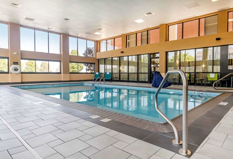 בית מלון כפרי Hampton Inn Richmond