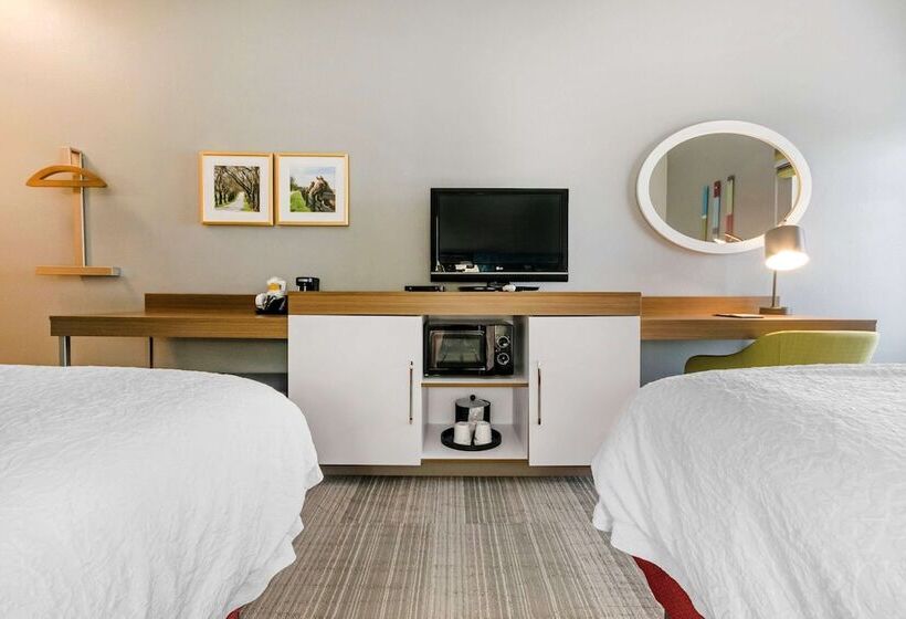 בית מלון כפרי Hampton Inn Richmond