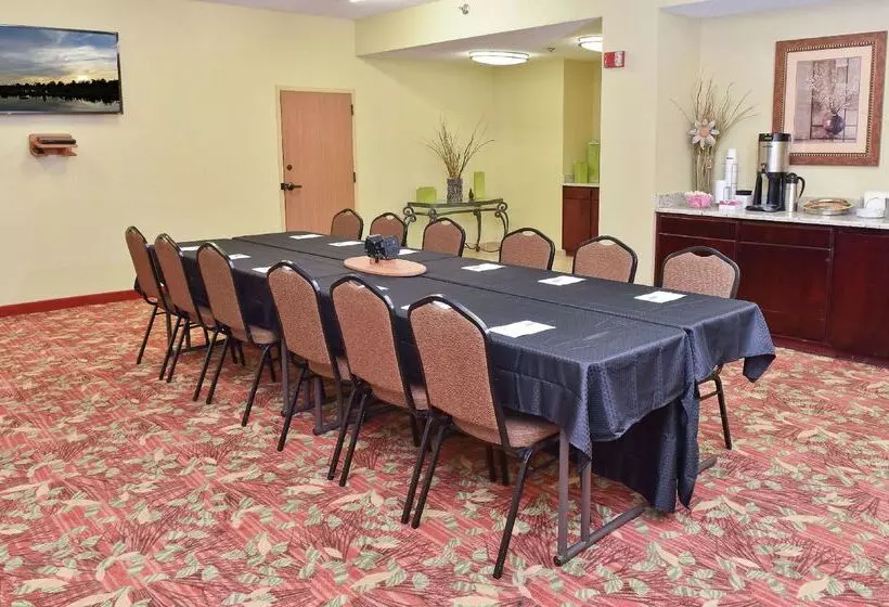 酒店 Hampton Inn Ruston