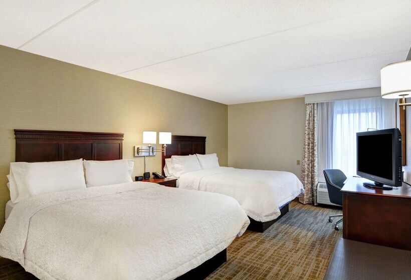 Отель Hampton Inn Scranton At Montage Mountain