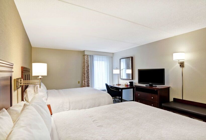 Отель Hampton Inn Scranton At Montage Mountain