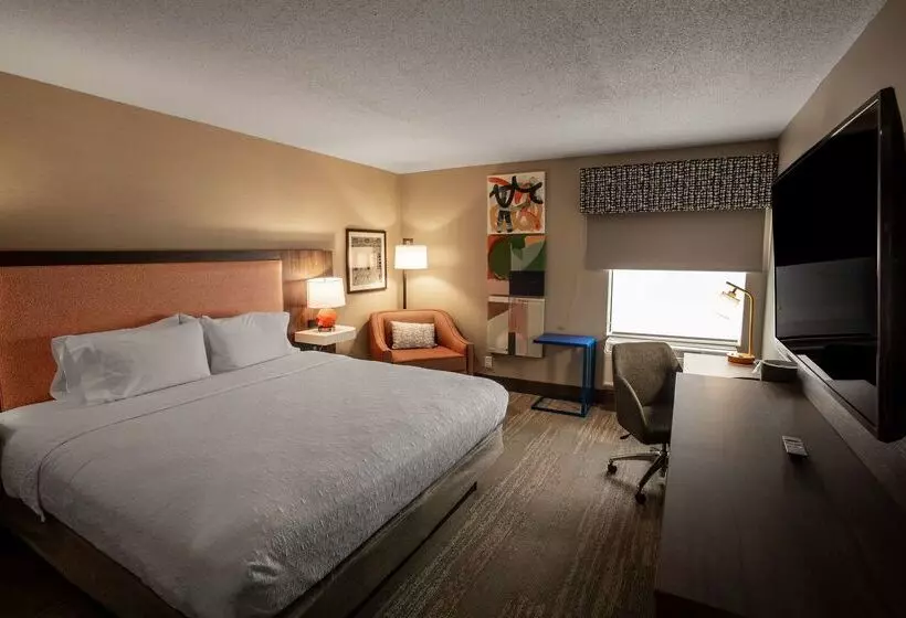 Отель Hampton Inn Springfield