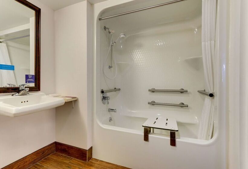 호텔 Hampton Inn Springfield