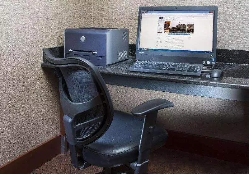 호텔 Hampton Inn St Joseph