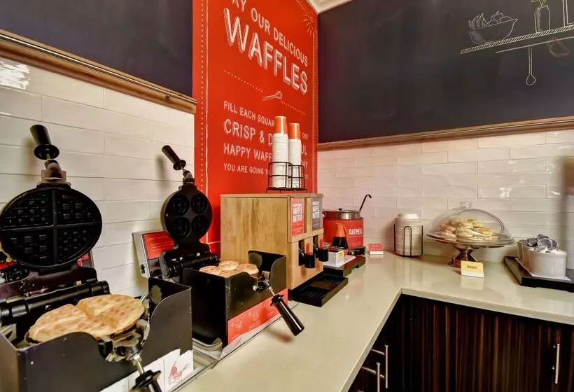 酒店 Hampton Inn Starkville