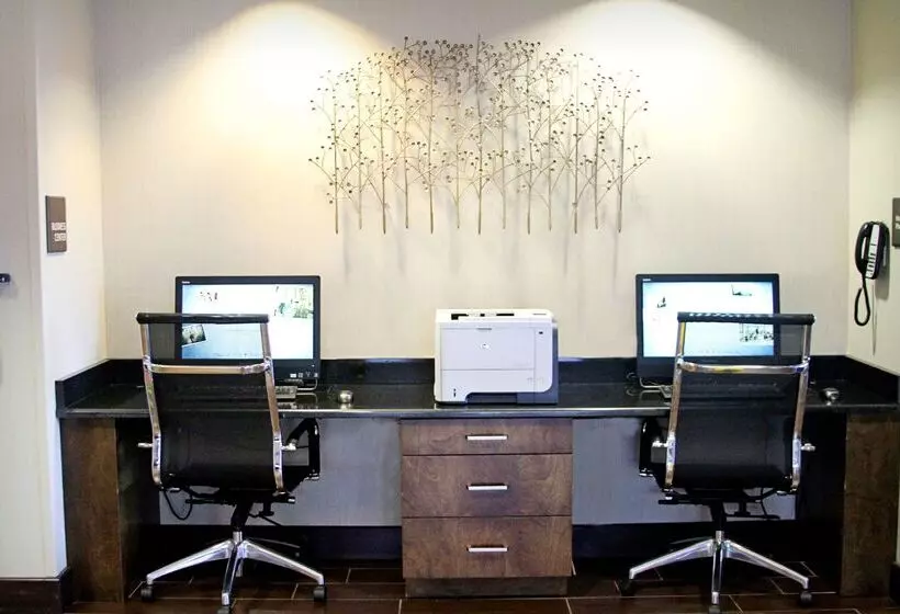 فندق Hampton Inn Tampa/rocky Pointairport