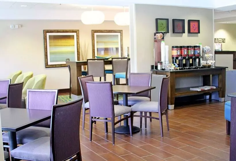 فندق Hampton Inn Tampa/rocky Pointairport