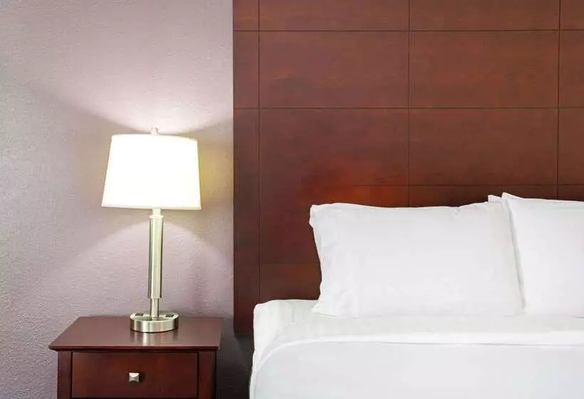 Отель La Quinta By Wyndham Denver Aurora Medical