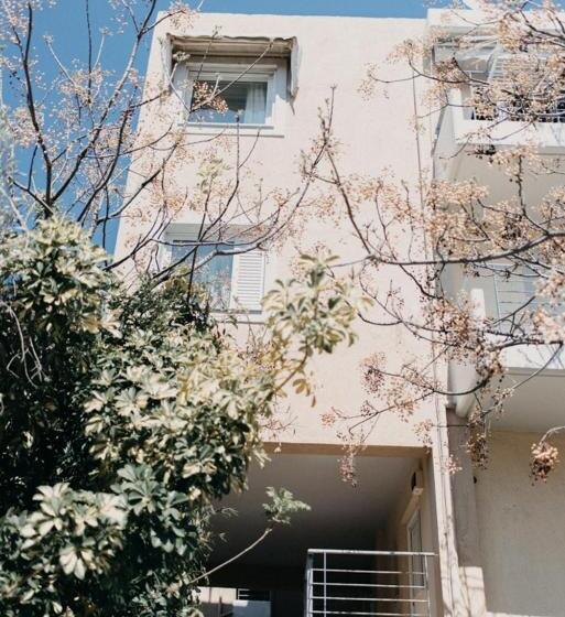 Best House, Nirvana Ii, Patra