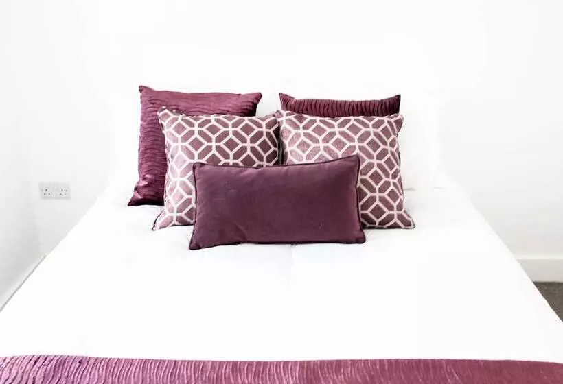 Mercia Apartment Bedford