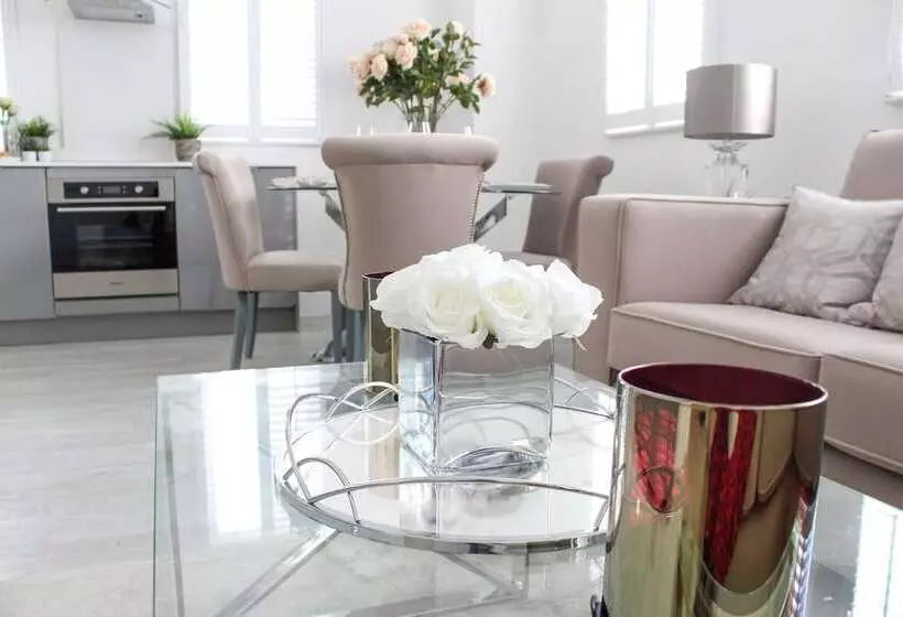 Mercia Apartment Bedford