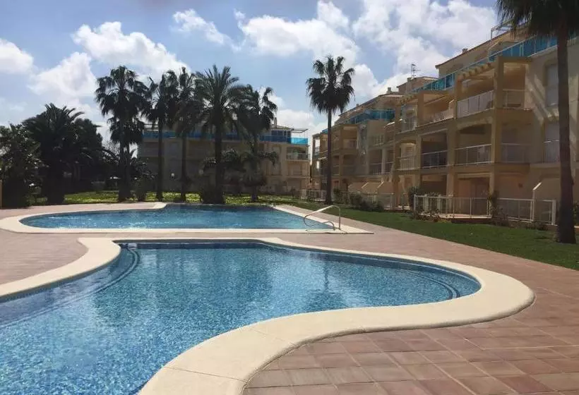 La Riviera Vista Serviden