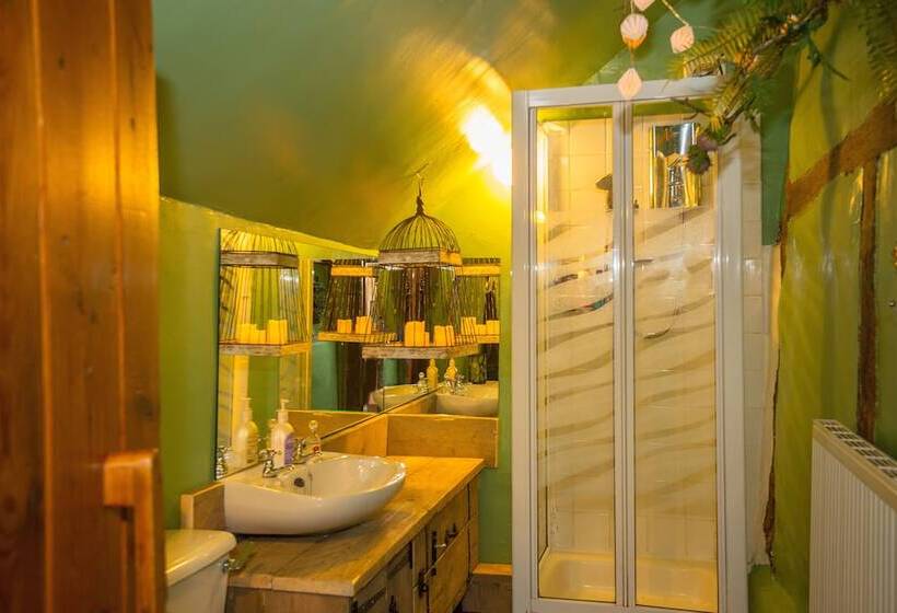 Samsara Retreat And Yoga   Adults Only