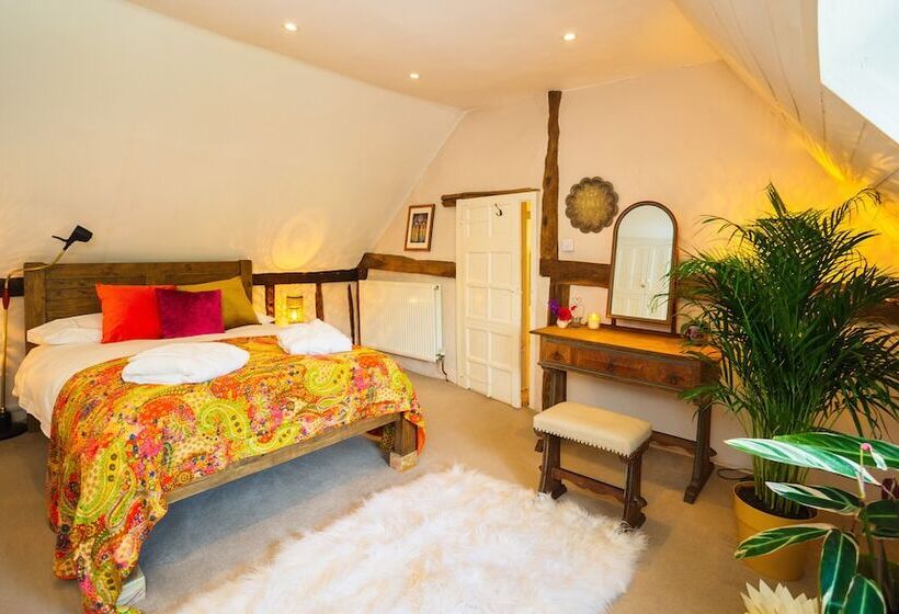 Samsara Retreat And Yoga   Adults Only