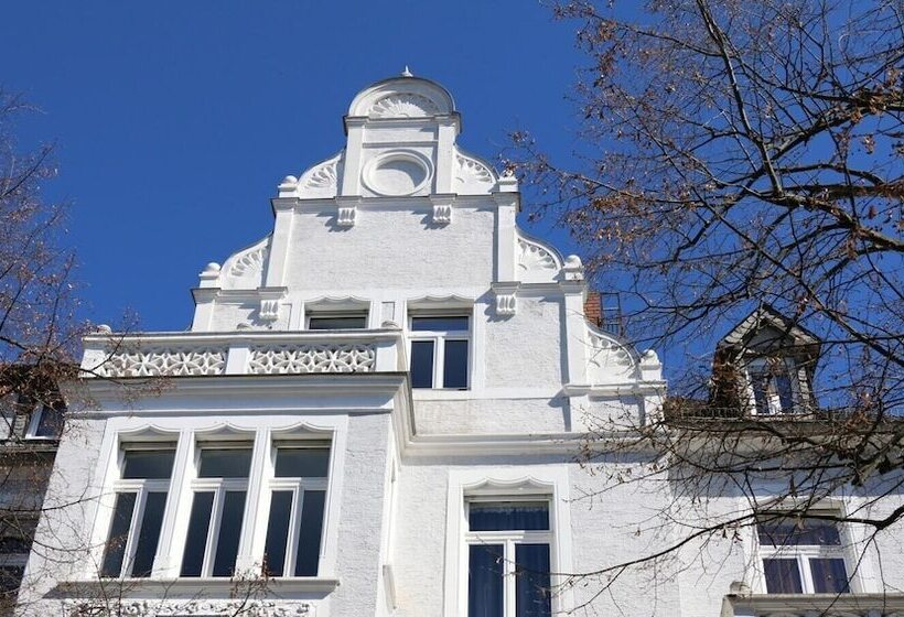 Wohnen Im Exklusiven Dichterviertel