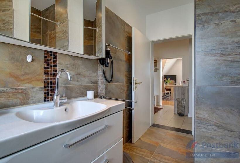 Wohnen Im Exklusiven Dichterviertel