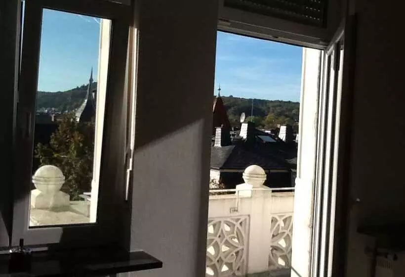 Wohnen Im Exklusiven Dichterviertel