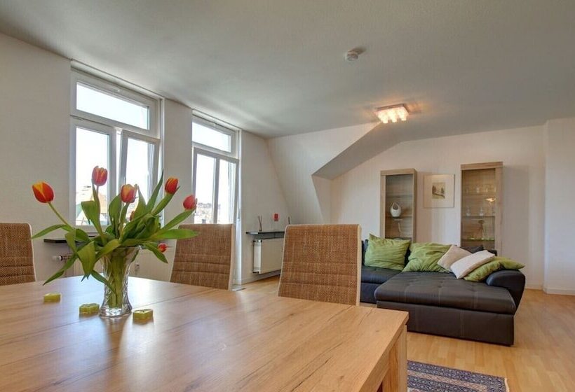 Wohnen Im Exklusiven Dichterviertel