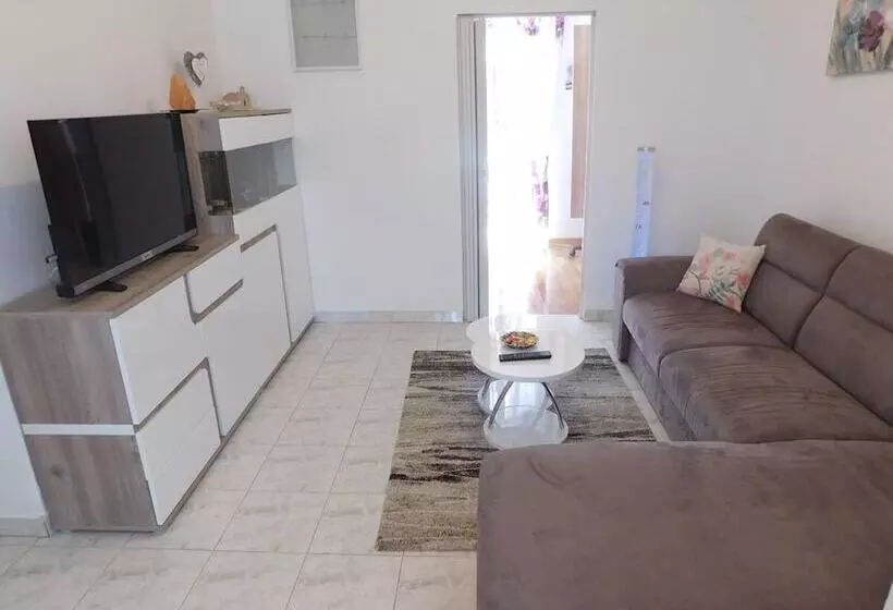 Apartment Andrija
