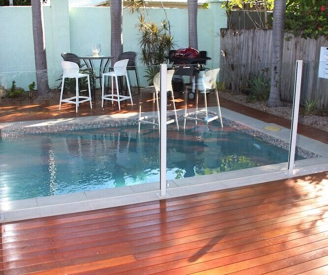 Beach Bliss Queen Bed Bbq Pool Netflix