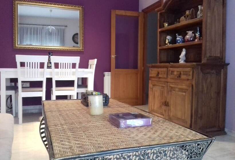 Deluxe Centre Apart With Parking