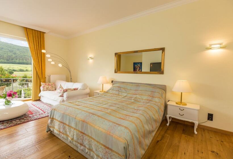 فندق Winzerverein