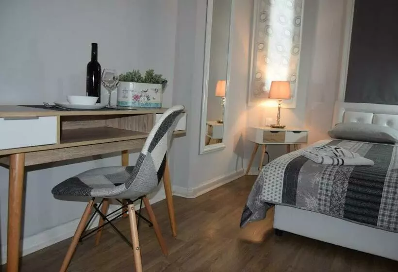 Megaron11 Apartments