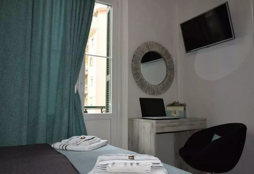 Megaron11 Apartments