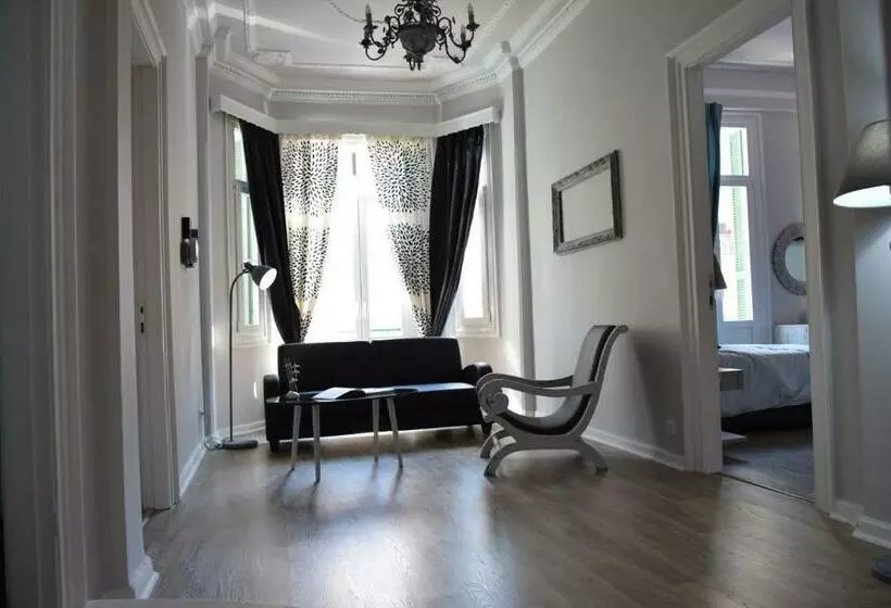 Megaron11 Apartments