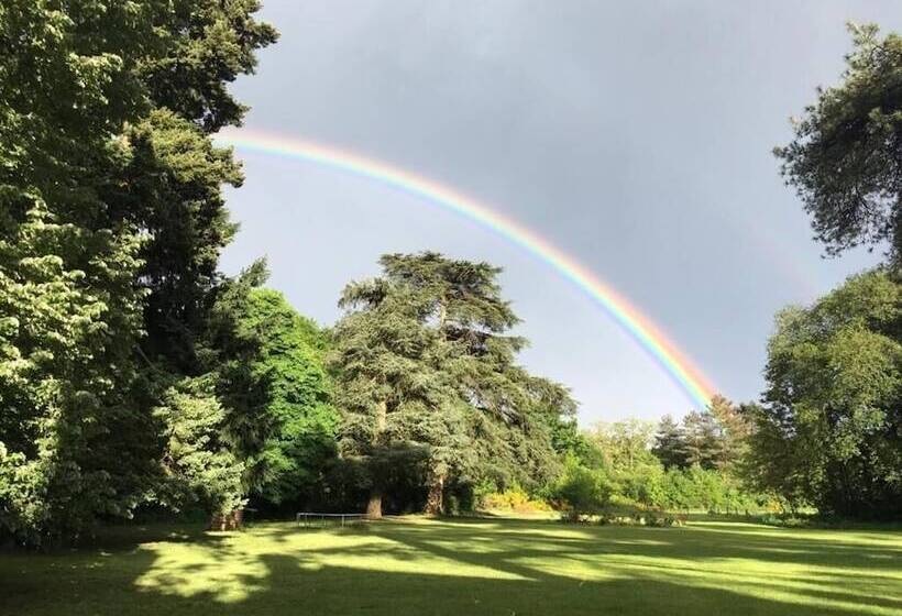 بنسيون Colivault