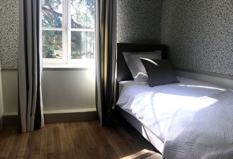 بنسيون Colivault