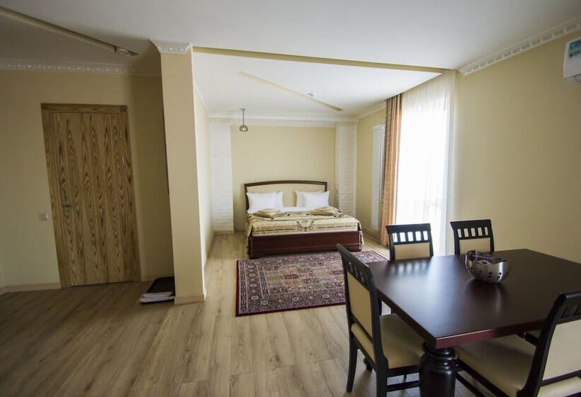 ペンション Guest House Voyage