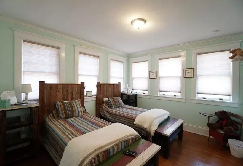 Sweet Tea Bed & Breakfast