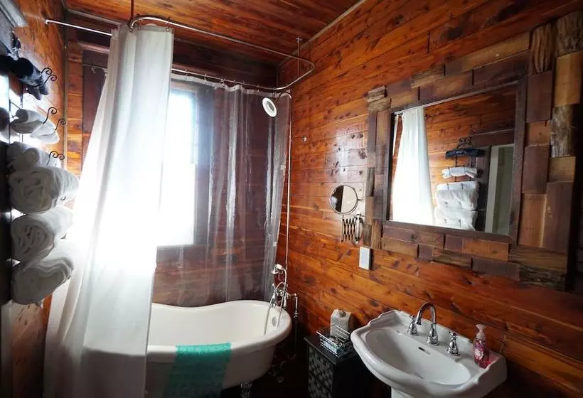 Sweet Tea Bed & Breakfast