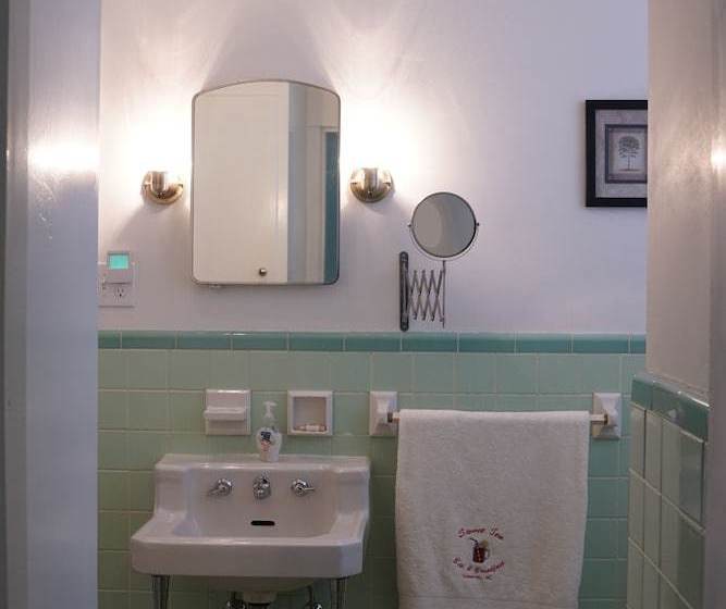 Sweet Tea Bed & Breakfast