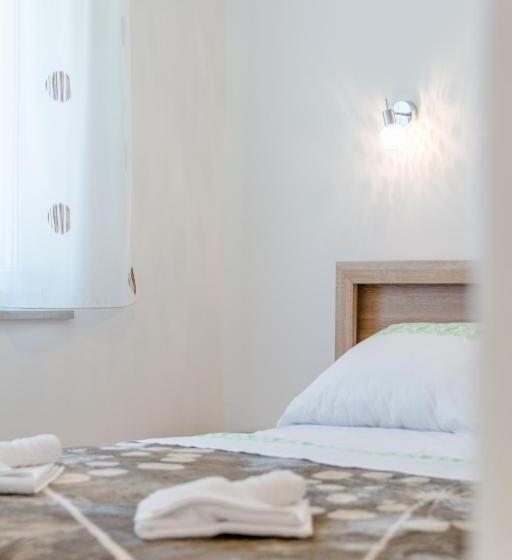 Apartments The Brothers