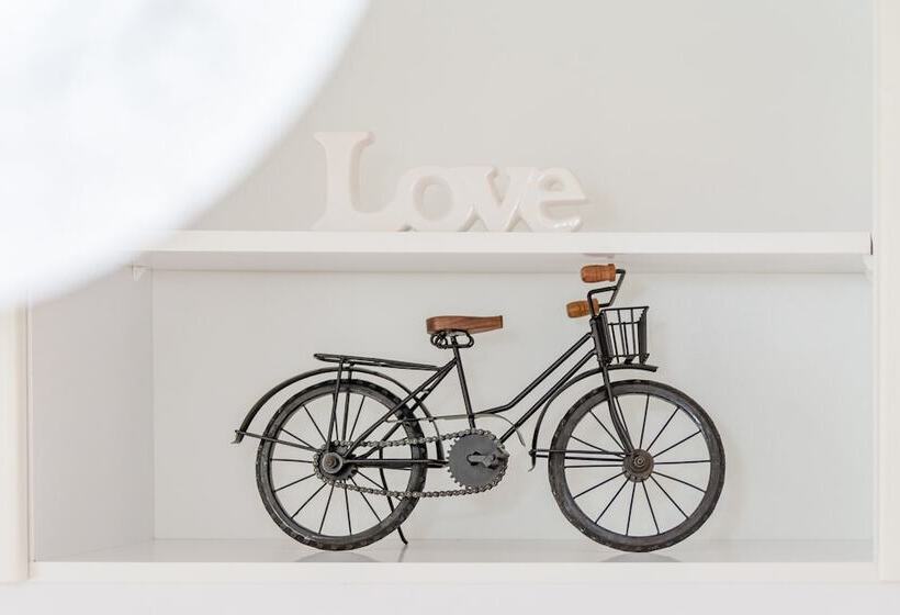 Apartments The Brothers