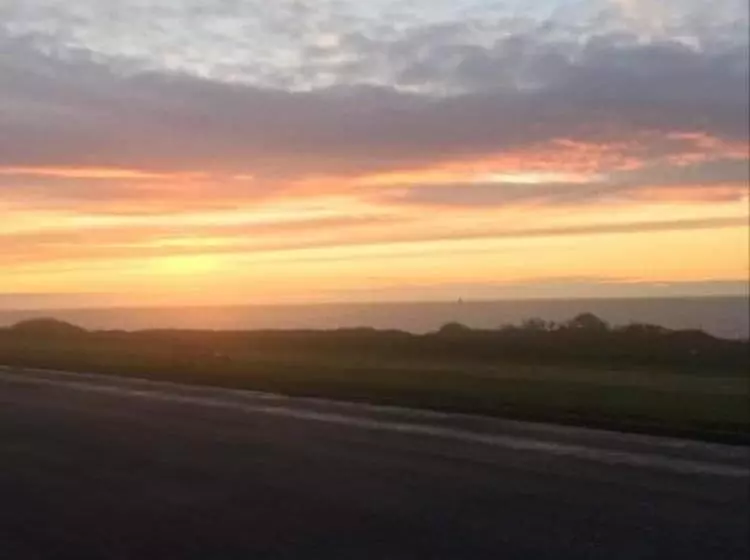 8 Berth Caravan At Manor Park Hunstanton Free Wifi