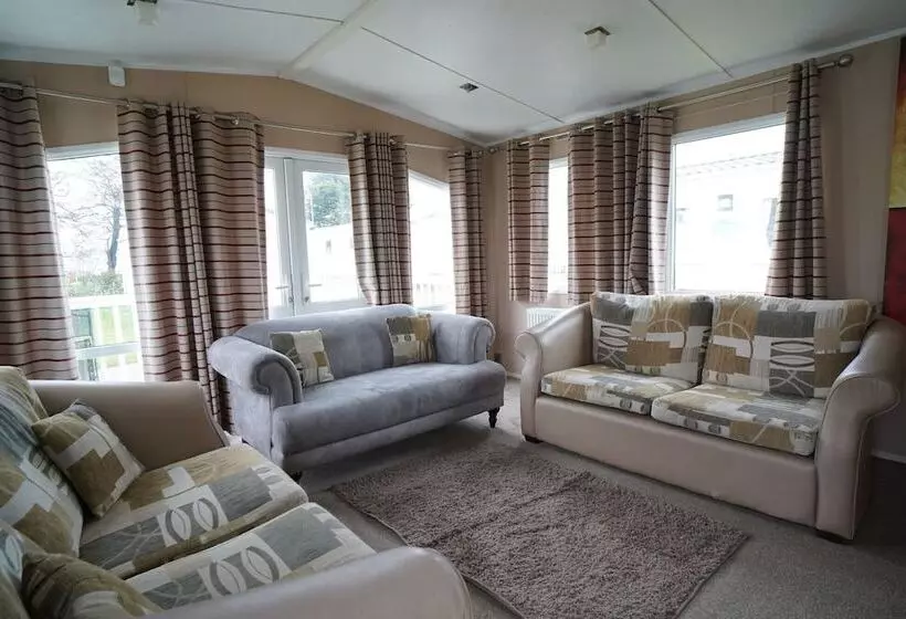 8 Berth Caravan At Manor Park Hunstanton Free Wifi