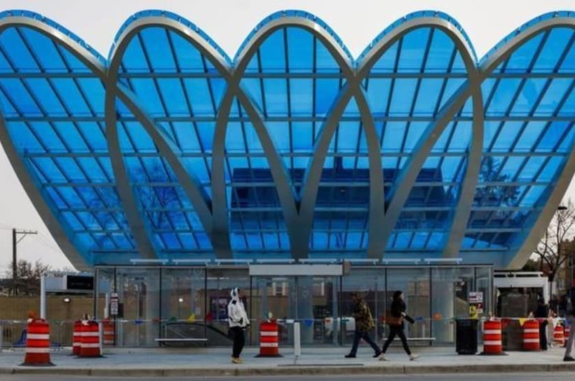 Belmont Hostel   O Hare Blueline