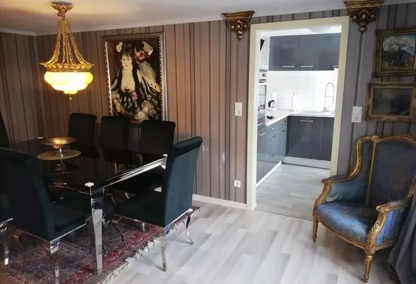 Eleonora Apartment