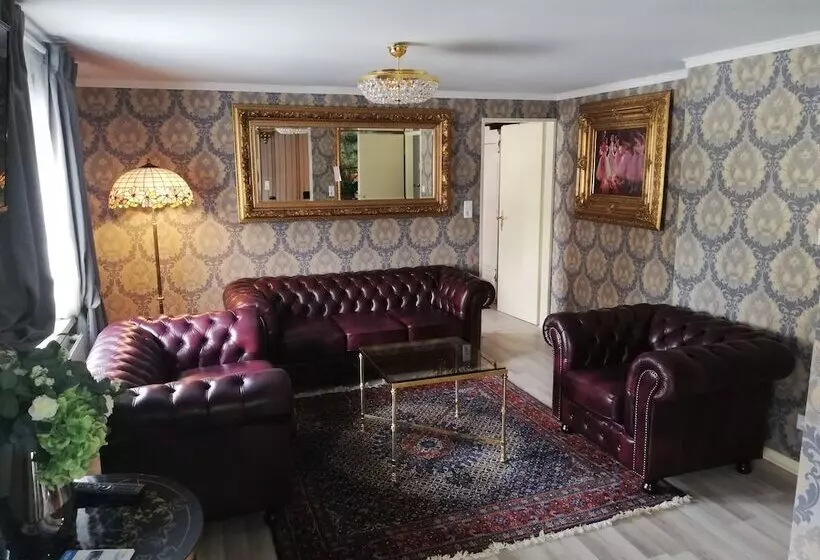 Eleonora Apartment