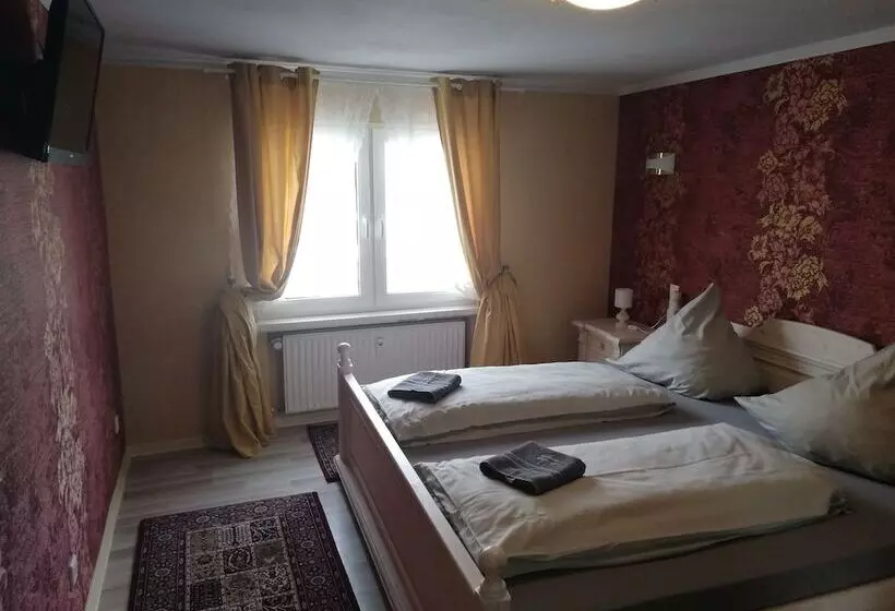 Eleonora Apartment