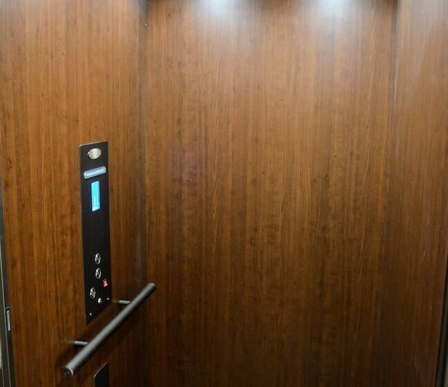 בית מלון כפרי Oasis On The Rim