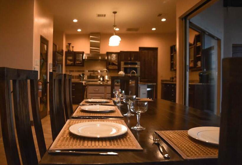 בית מלון כפרי Oasis On The Rim