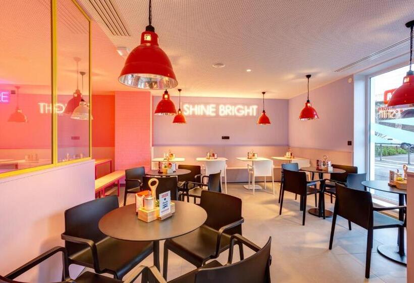 Meininger Hotel Lyon Centre Berthelot