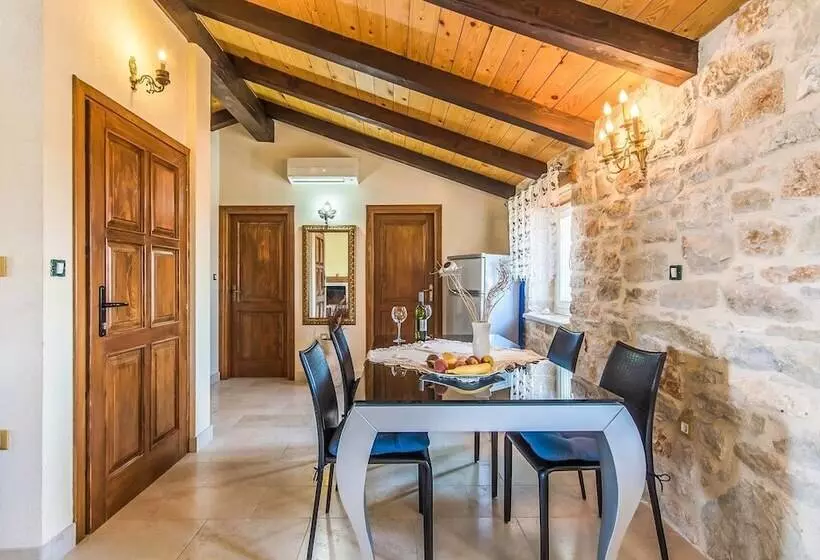 Villa Meri