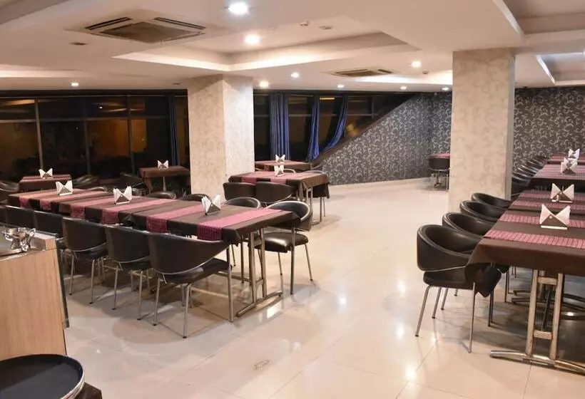 Otel Aditya