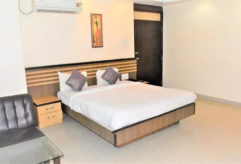 Otel Aditya
