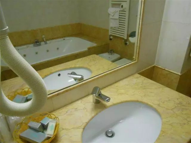 هتل Valdaso